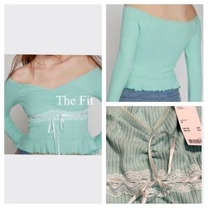 Urban Outfitters Mint Green Off-Shoulder Ribbed Lace Top – NWT – Size M
